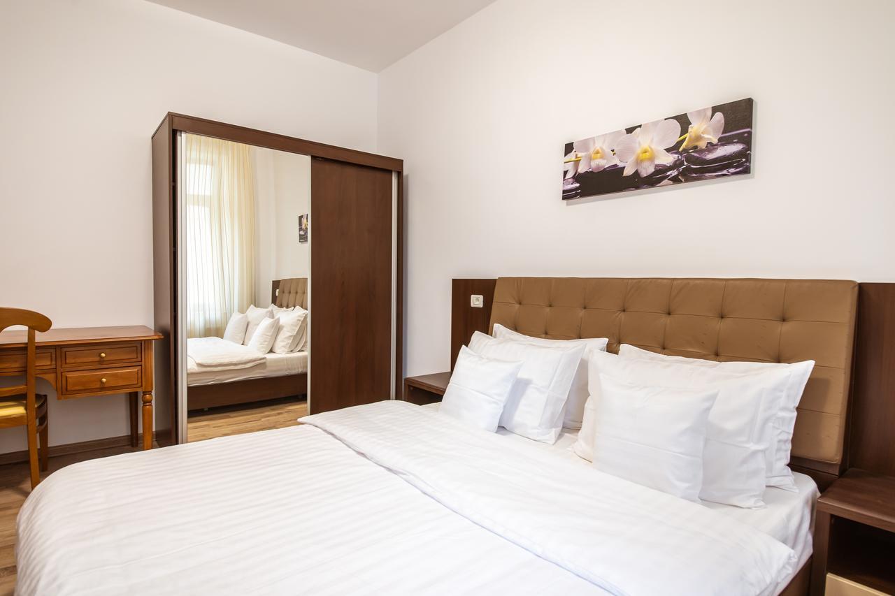 Bucharest Boutique By Jullie Aparthotel Bagian luar foto