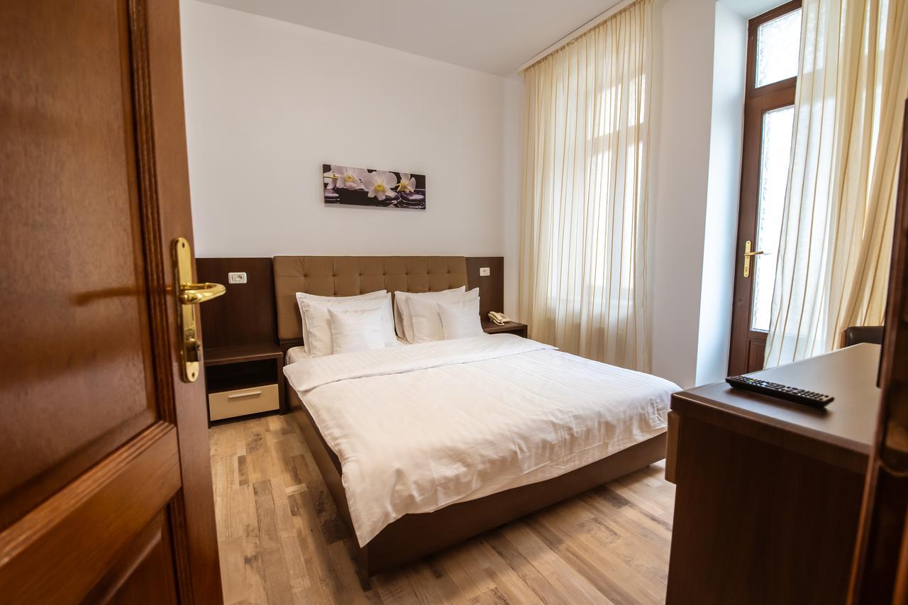 Bucharest Boutique By Jullie Aparthotel Bagian luar foto