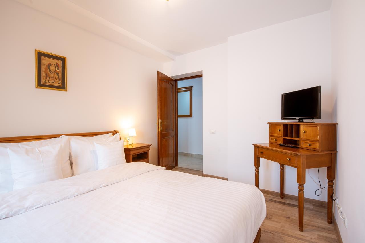 Bucharest Boutique By Jullie Aparthotel Bagian luar foto