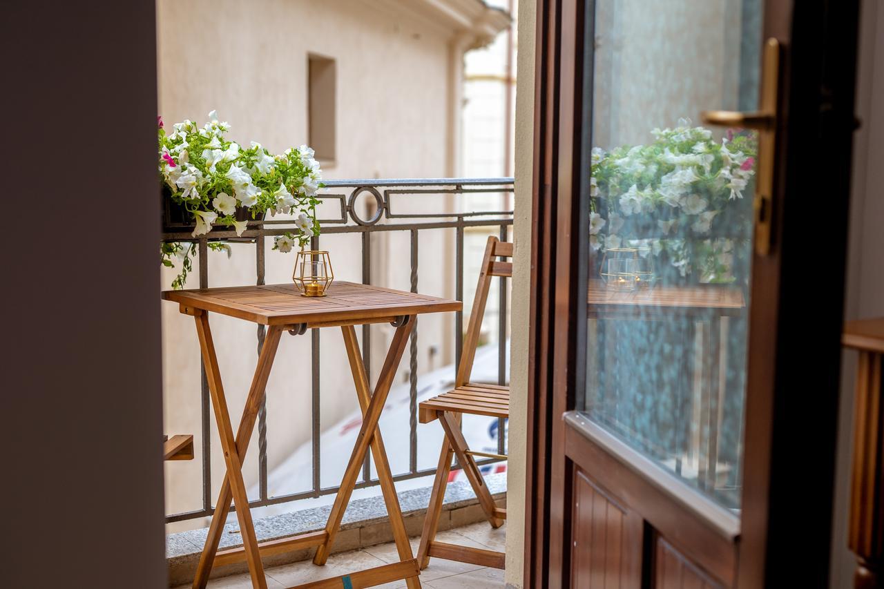 Bucharest Boutique By Jullie Aparthotel Bagian luar foto