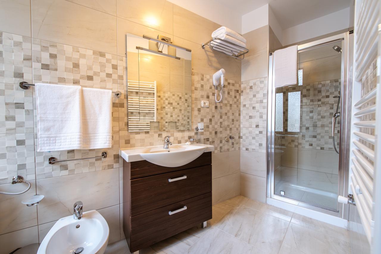 Bucharest Boutique By Jullie Aparthotel Bagian luar foto