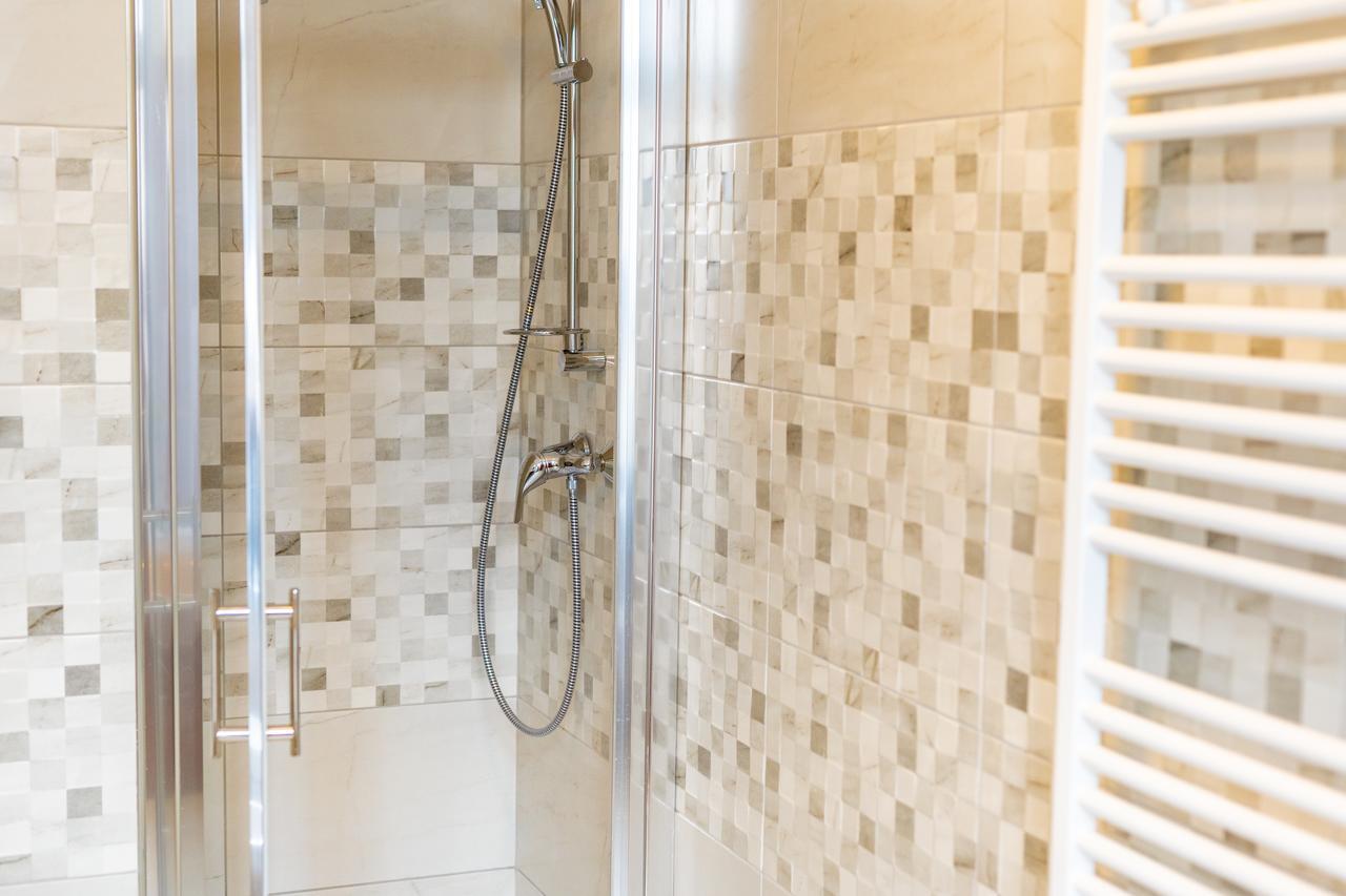 Bucharest Boutique By Jullie Aparthotel Bagian luar foto